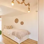 Vacation I Moss, Ibiza-style Villa, Golf-front, Swimming-pool, Biohacking, Sauna, Fire-pit Lounge, 7min From Puerto Banus Willa