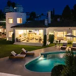 וילה Vacation I Moss, Ibiza-style Villa, Golf-front, Swimming-pool, Biohacking, Sauna, Fire-pit Lounge, 7min From Puerto Banus *