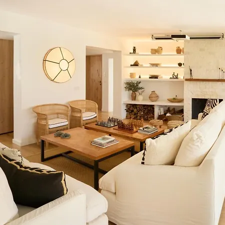 Βίλα Vacation I Moss, Ibiza-style Villa, Golf-front, Swimming-pool, Biohacking, Sauna, Fire-pit Lounge, 7min From Puerto Banus