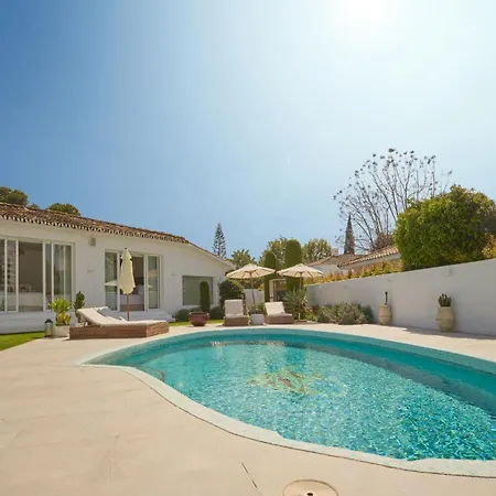 Vacation I Moss, Golf-front, Swimming-pool, Minutes From The Marina And The מארבלה