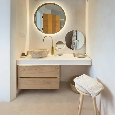 Villa Vacation I Moss, Golf-front, Swimming-pool, Minutes From The Marina And The Marbella