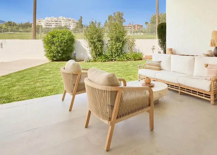 Vacation I Moss, Golf-front, Swimming-pool, Minutes From The Marina And The * מארבלה