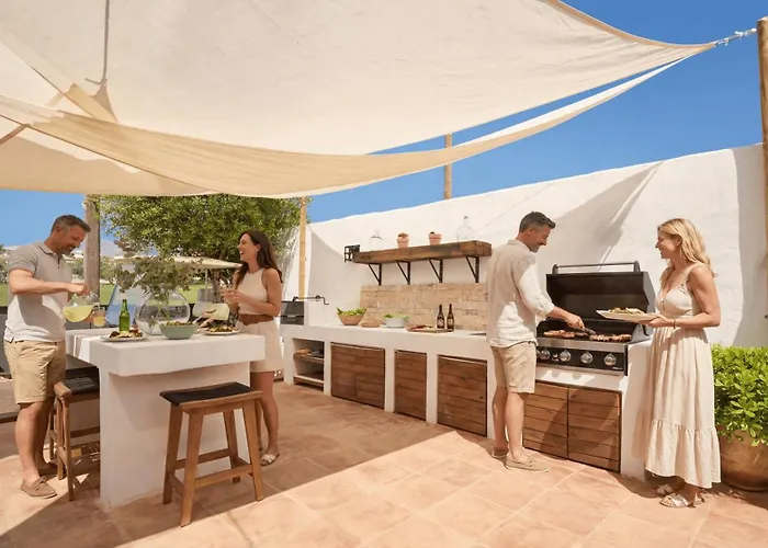 Vacation I Moss, Golf-front, Swimming-pool, Minutes From The Marina And The * מארבלה