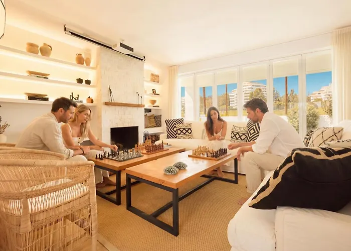 Vacation I Moss, Golf-front, Swimming-pool, Minutes From The Marina And The וילה מארבלה