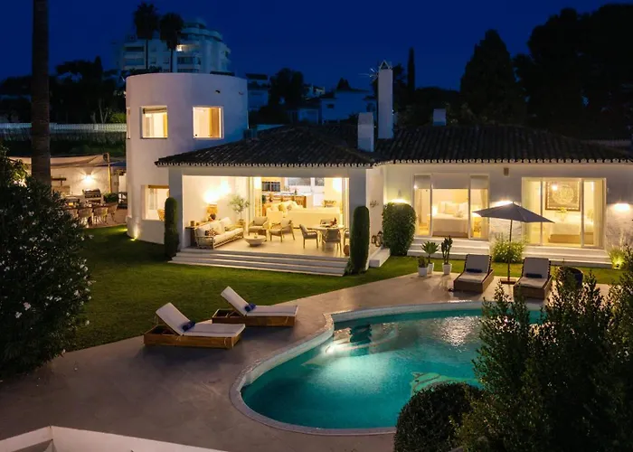 Vila Vacation I Moss, Golf-front, Swimming-pool, Minutes From The Marina And The *