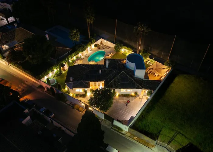 Vacation I Moss, Golf-front, Swimming-pool, Minutes From The Marina And The Vila