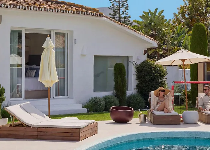 Vila Vacation I Moss, Golf-front, Swimming-pool, Minutes From The Marina And The Marbella